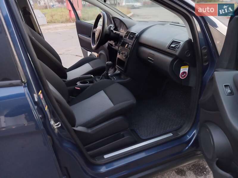 Хетчбек Mercedes-Benz A-Class 2005 в Хмельницькому фото 17 Хетчбек Mercedes-Benz A-Class 2005 в Хмельницькому