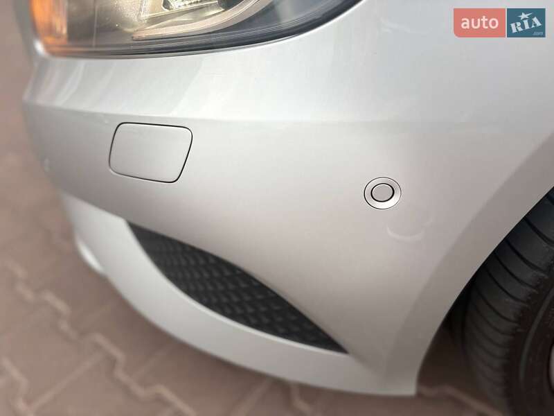 Хетчбек Mercedes-Benz A-Class 2012 в Києві фото 16 Хетчбек Mercedes-Benz A-Class 2012 в Києві