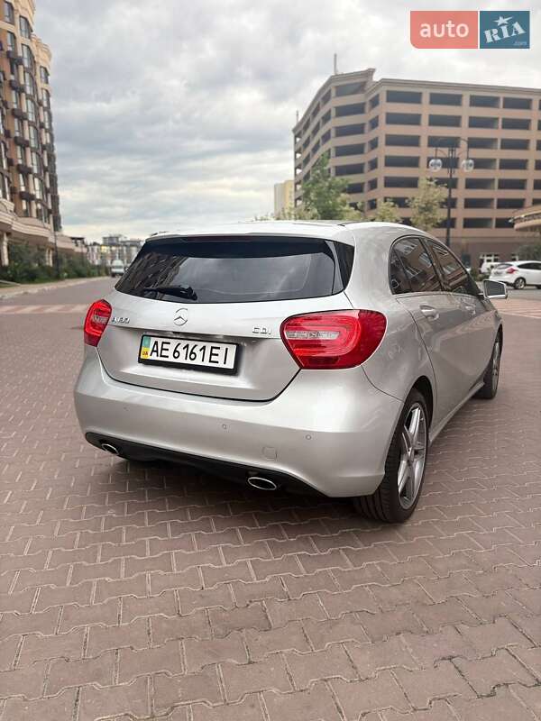 Хетчбек Mercedes-Benz A-Class 2012 в Києві фото 22 Хетчбек Mercedes-Benz A-Class 2012 в Києві