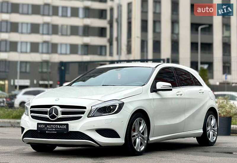 Хетчбек Mercedes-Benz A-Class 2012 в Києві фото 4 Хетчбек Mercedes-Benz A-Class 2012 в Києві