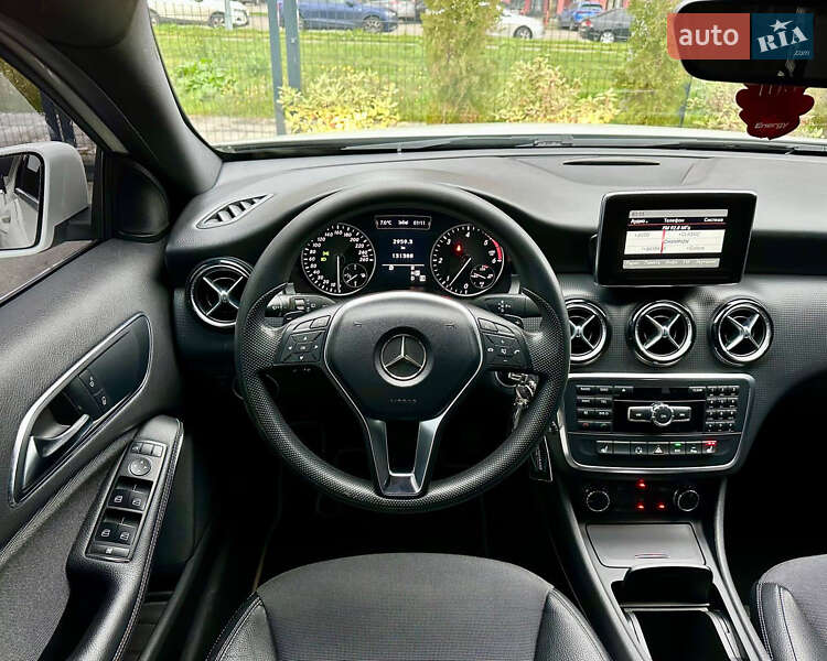 Хетчбек Mercedes-Benz A-Class 2012 в Києві фото 20 Хетчбек Mercedes-Benz A-Class 2012 в Києві