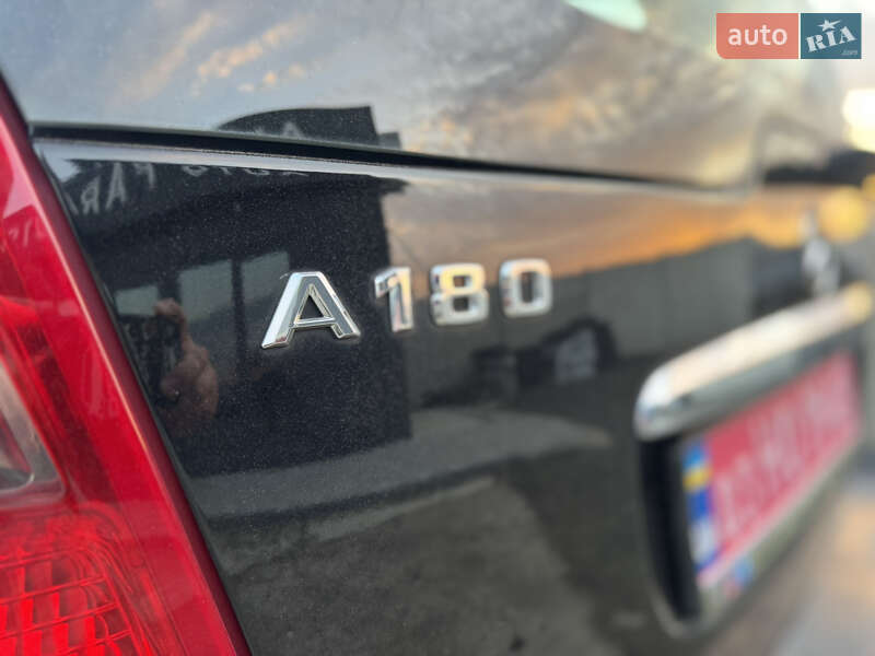 Хэтчбек Mercedes-Benz A-Class 2011 в Луцке фото 8 Хэтчбек Mercedes-Benz A-Class 2011 в Луцке