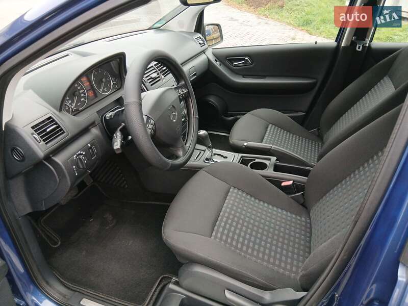 Хэтчбек Mercedes-Benz A-Class 2010 в Черновцах
