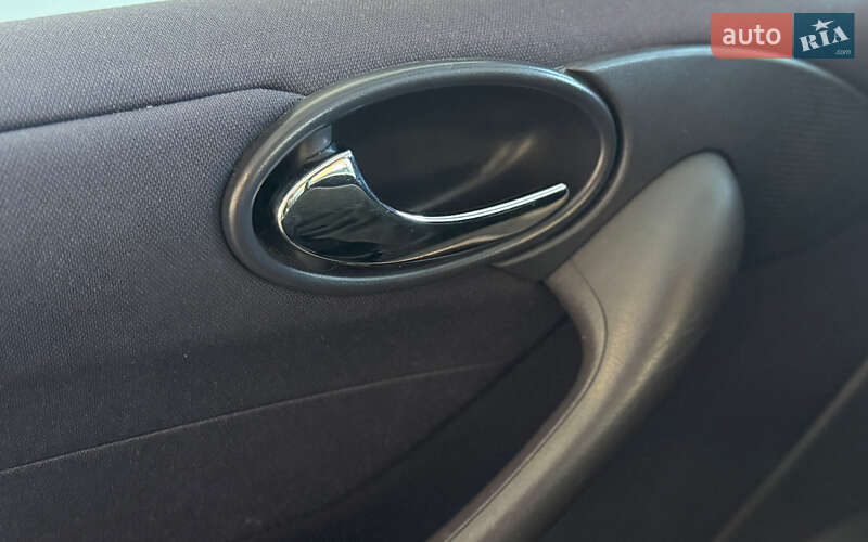 Хэтчбек Mercedes-Benz A-Class 2002 в Шептицькому