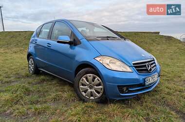 Хетчбек Mercedes-Benz A-Class 2009 в Полонному