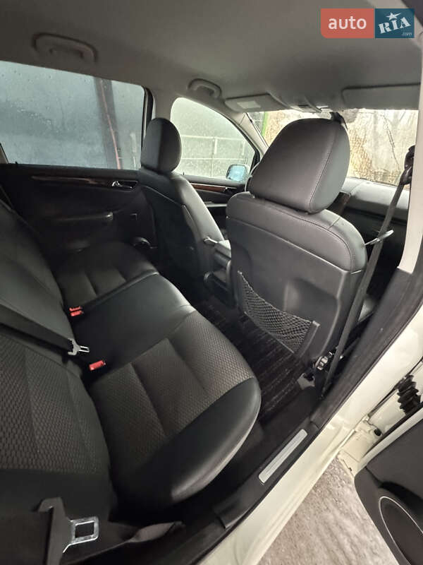 Хэтчбек Mercedes-Benz A-Class 2011 в Киеве