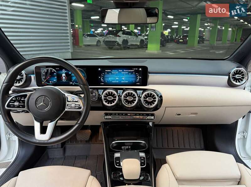 Седан Mercedes-Benz A-Class 2020 в Киеве
