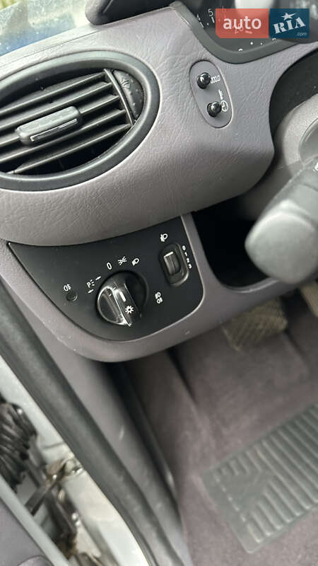 Хэтчбек Mercedes-Benz A-Class 2001 в Житомире фото 25 Хэтчбек Mercedes-Benz A-Class 2001 в Житомире