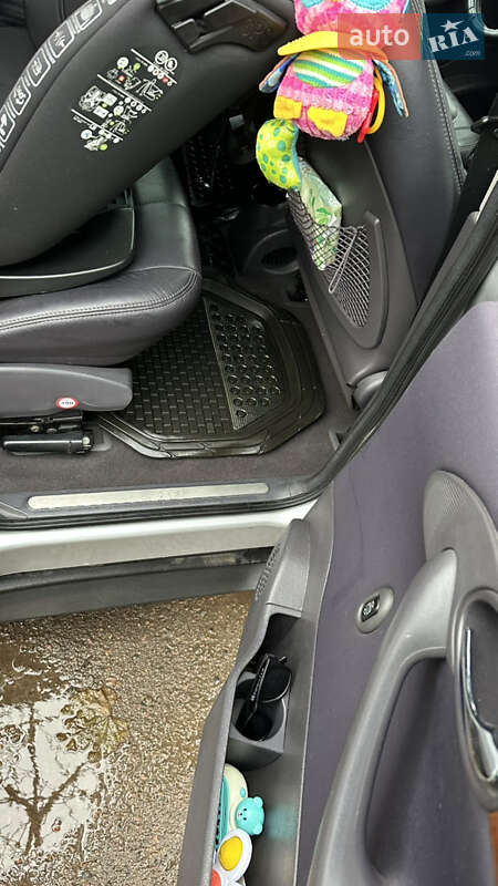 Хэтчбек Mercedes-Benz A-Class 2001 в Житомире фото 34 Хэтчбек Mercedes-Benz A-Class 2001 в Житомире