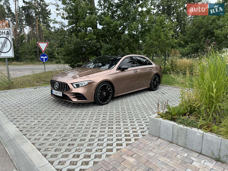 Седан Mercedes-Benz A-Class 2021 в Киеве