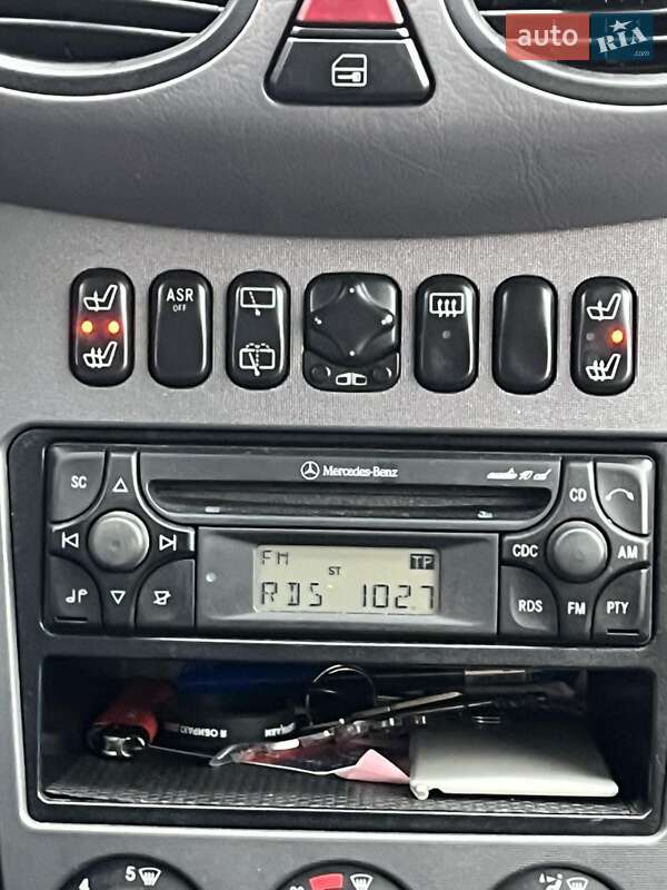 Хэтчбек Mercedes-Benz A-Class 2001 в Житомире фото 12 Хэтчбек Mercedes-Benz A-Class 2001 в Житомире