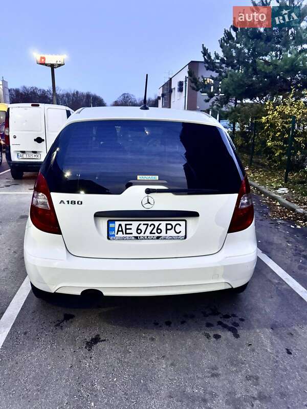 Хэтчбек Mercedes-Benz A-Class 2011 в Днепре