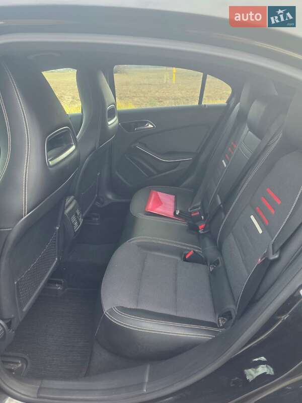 Хетчбек Mercedes-Benz A-Class 2015 в Києві фото 14 Хетчбек Mercedes-Benz A-Class 2015 в Києві
