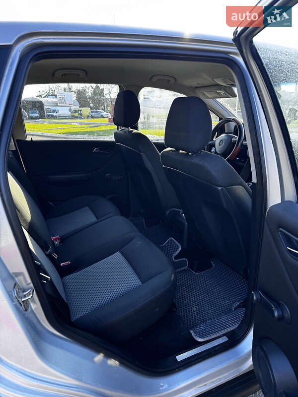 Хэтчбек Mercedes-Benz A-Class 2004 в Луцке