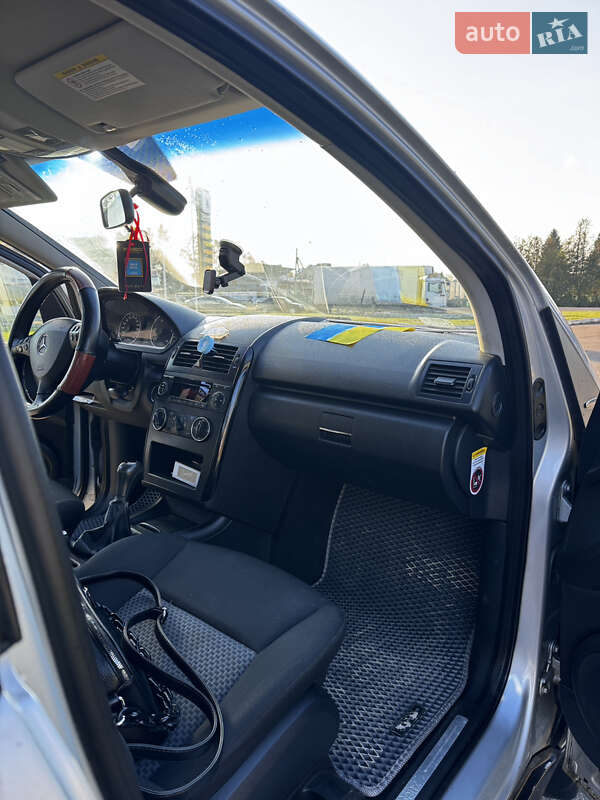 Хэтчбек Mercedes-Benz A-Class 2004 в Луцке