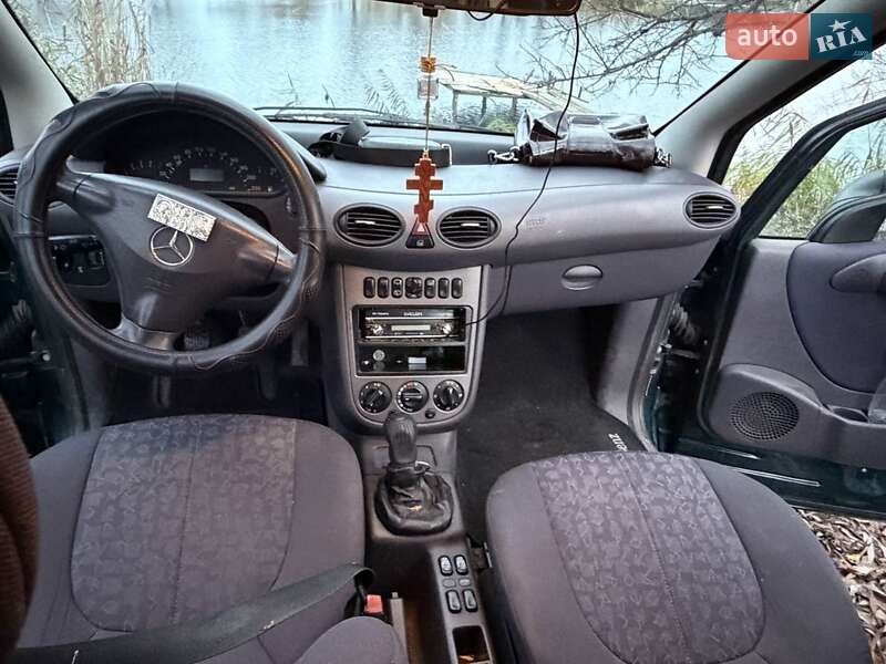 Хетчбек Mercedes-Benz A-Class 2002 в Гайвороні