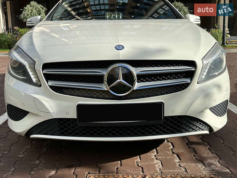 Хэтчбек Mercedes-Benz A-Class 2013 в Киеве фото 29 Хэтчбек Mercedes-Benz A-Class 2013 в Киеве