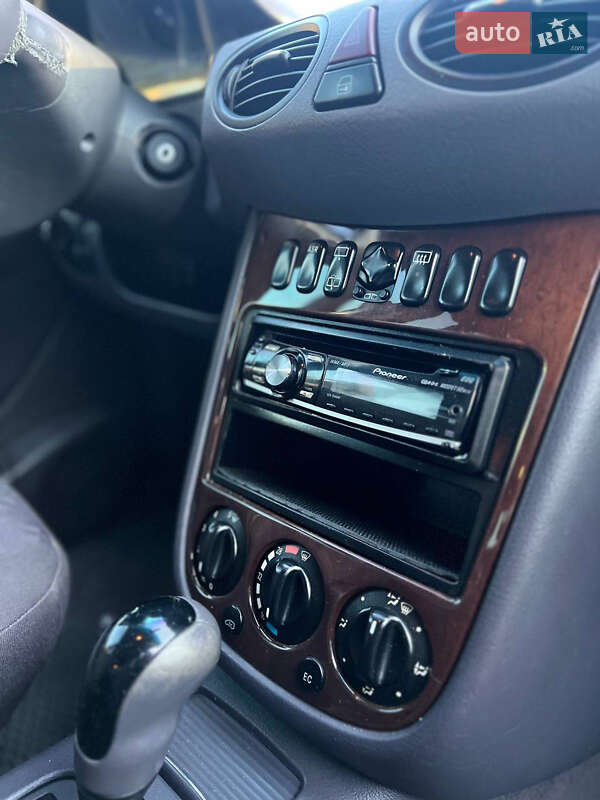 Хэтчбек Mercedes-Benz A-Class 2002 в Самборе фото 3 Хэтчбек Mercedes-Benz A-Class 2002 в Самборе