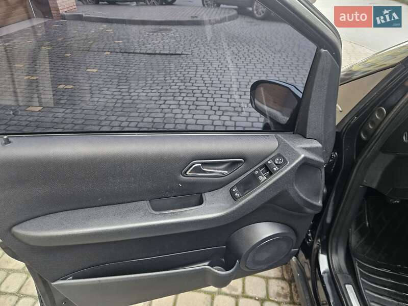 Хэтчбек Mercedes-Benz A-Class 2004 в Виннице фото 22 Хэтчбек Mercedes-Benz A-Class 2004 в Виннице