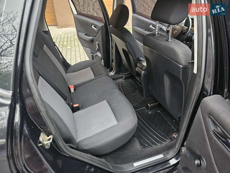Хэтчбек Mercedes-Benz A-Class 2004 в Виннице фото 27 Хэтчбек Mercedes-Benz A-Class 2004 в Виннице