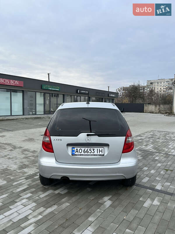 Хетчбек Mercedes-Benz A-Class 2009 в Ужгороді