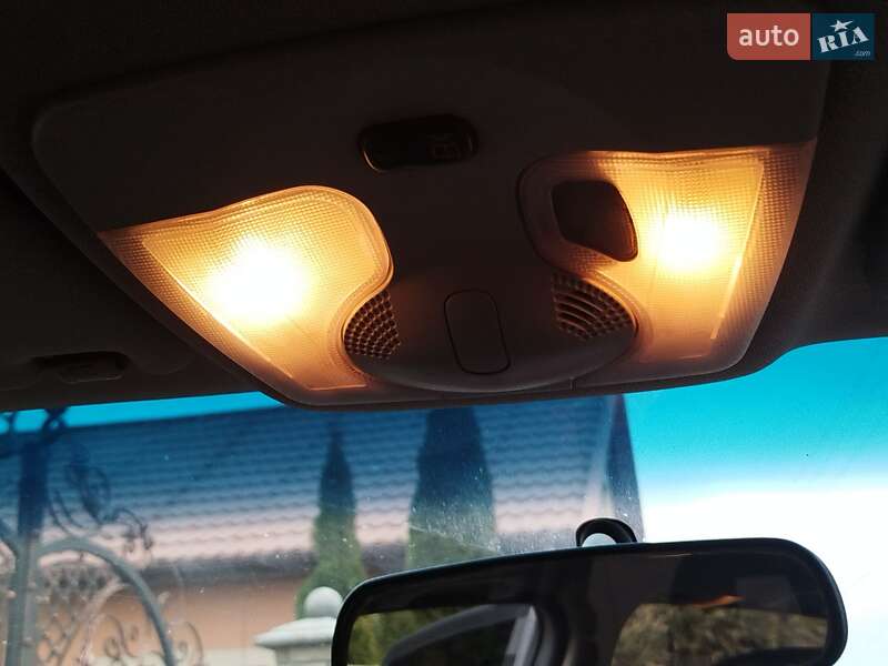 Хетчбек Mercedes-Benz A-Class 2000 в Чернівцях фото 16 Хетчбек Mercedes-Benz A-Class 2000 в Чернівцях