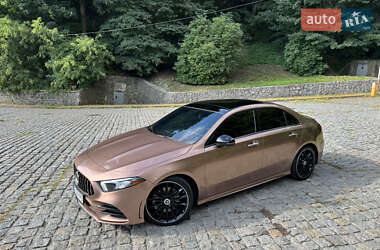 Седан Mercedes-Benz A-Class 2021 в Киеве