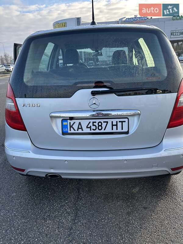 Хетчбек Mercedes-Benz A-Class 2010 в Києві фото 9 Хетчбек Mercedes-Benz A-Class 2010 в Києві
