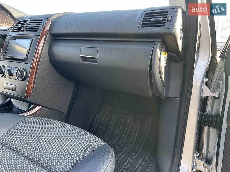 Хетчбек Mercedes-Benz A-Class 2010 в Києві фото 20 Хетчбек Mercedes-Benz A-Class 2010 в Києві