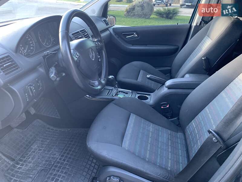 Хетчбек Mercedes-Benz A-Class 2005 в Києві фото 10 Хетчбек Mercedes-Benz A-Class 2005 в Києві