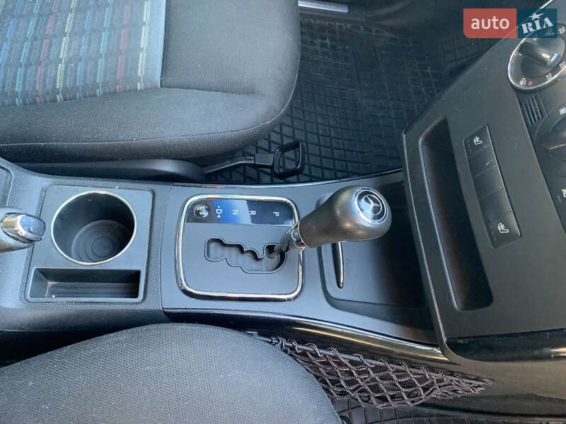 Хетчбек Mercedes-Benz A-Class 2005 в Києві фото 16 Хетчбек Mercedes-Benz A-Class 2005 в Києві