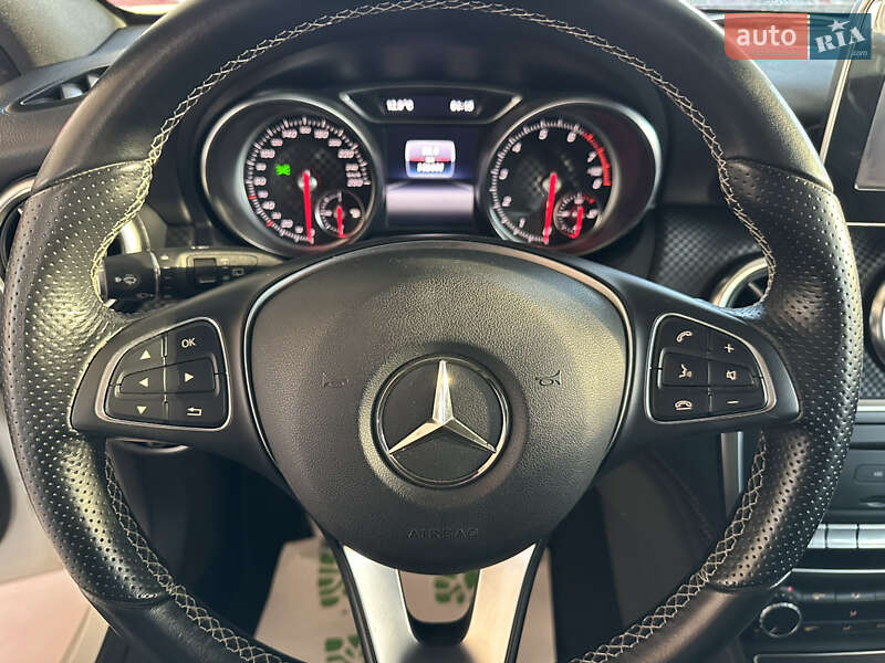 Хэтчбек Mercedes-Benz A-Class 2016 в Одессе