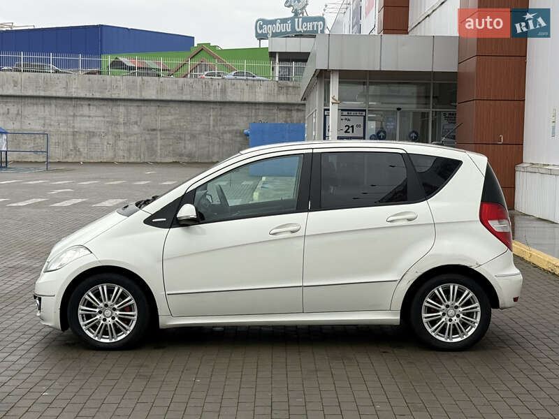Хэтчбек Mercedes-Benz A-Class 2011 в Одессе фото 11 Хэтчбек Mercedes-Benz A-Class 2011 в Одессе
