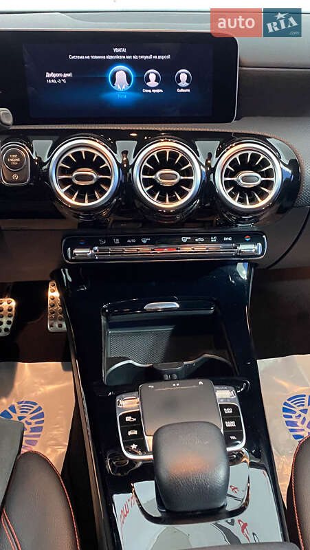 Хэтчбек Mercedes-Benz A-Class 2018 в Львове