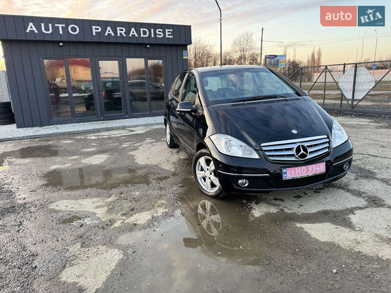 Mercedes-Benz A-Class 2011