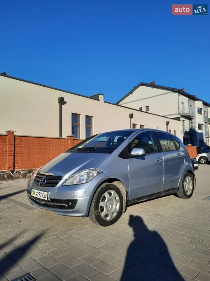 Mercedes-Benz A-Class 2011