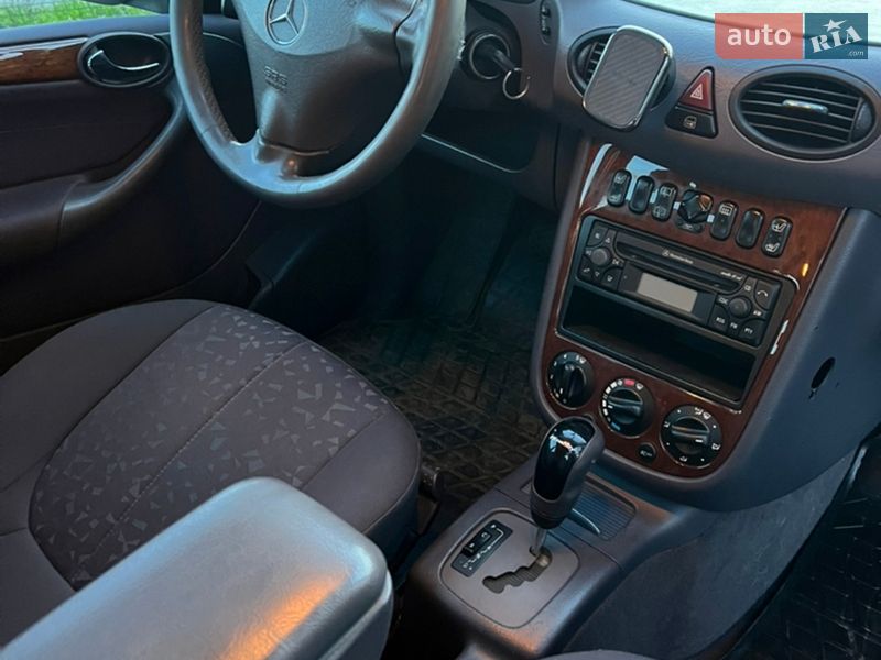 Хэтчбек Mercedes-Benz A-Class 2004 в Черкассах