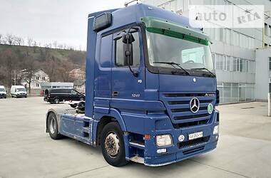 Тягач Mercedes-Benz Actros 2003 в Києві