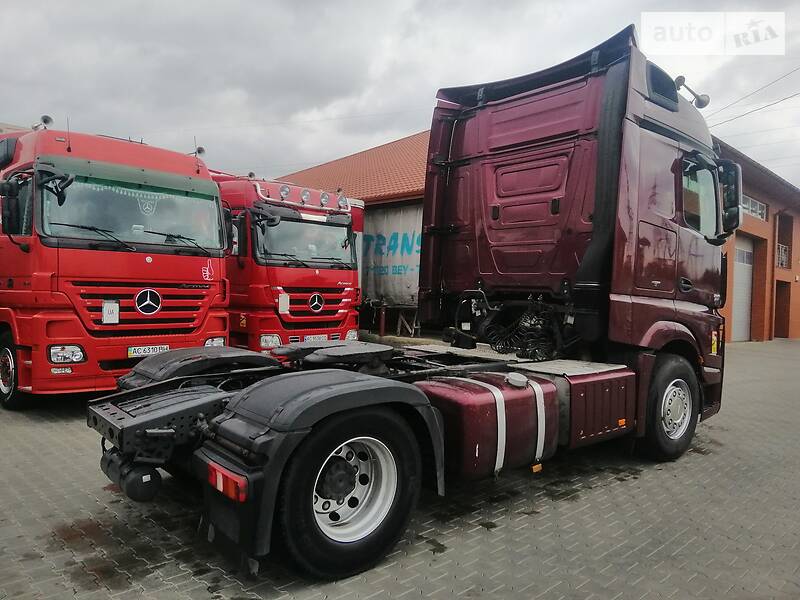 Тягач Mercedes-Benz Actros 2011 в Луцке