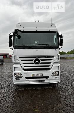 Тягач Mercedes-Benz Actros 2007 в Іршаві