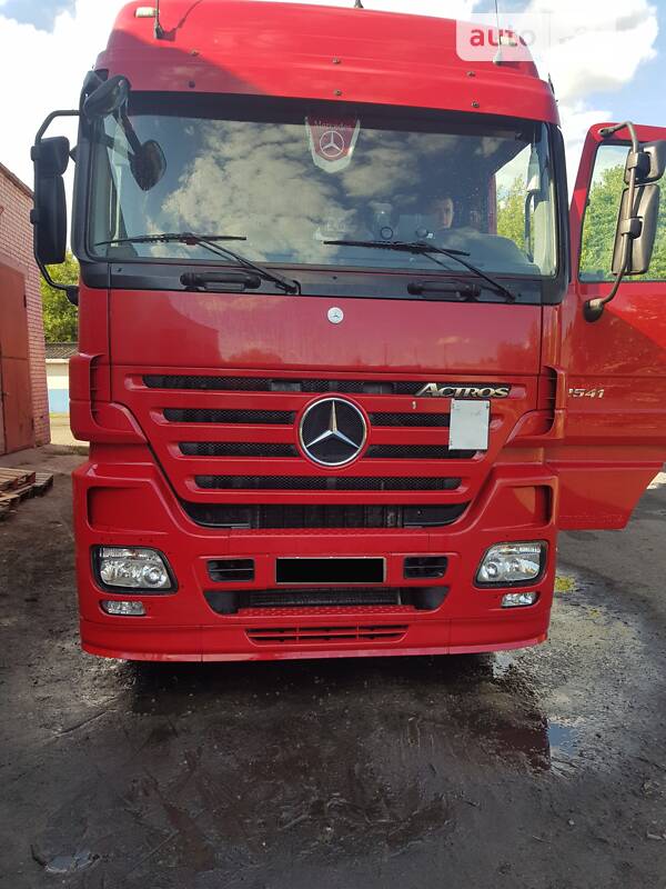 Тентований Mercedes-Benz Actros 2007 в Шептицькому