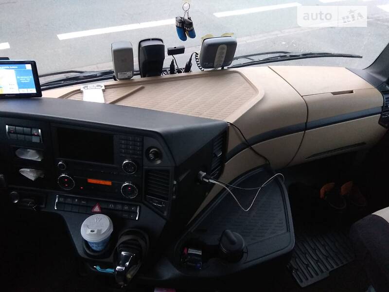 Тягач Mercedes-Benz Actros 2014 в Киеве