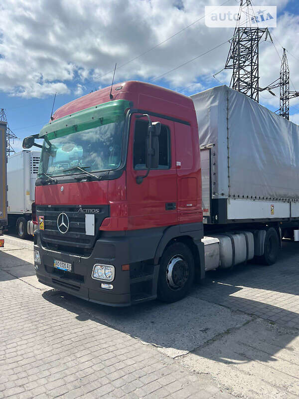 Тягач Mercedes-Benz Actros 2007 в Мукачевому