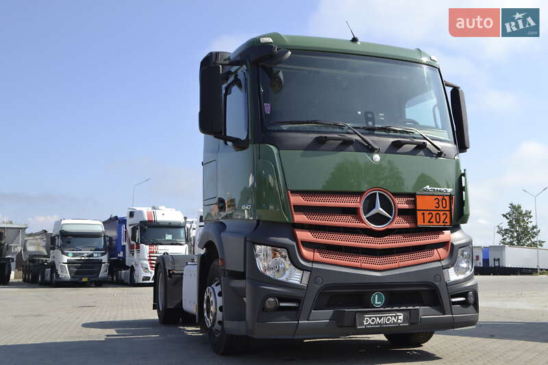 Тягач Mercedes-Benz Actros 2014 в Хусте