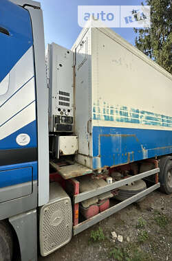 Грузовой фургон Mercedes-Benz Actros 1997 в 