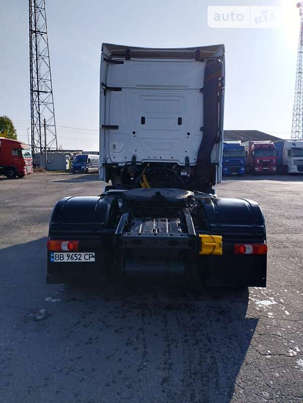 Тягач Mercedes-Benz Actros 2014 в Киеве