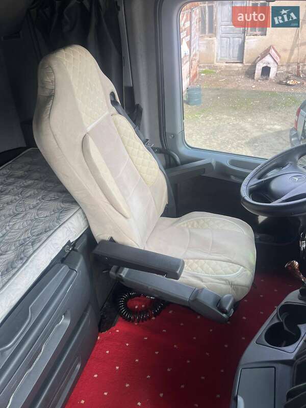 Тентованый Mercedes-Benz Actros 2005 в Одессе