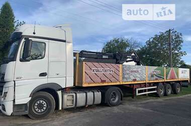 Другие грузовики Mercedes-Benz Actros 2011 в Черкассах