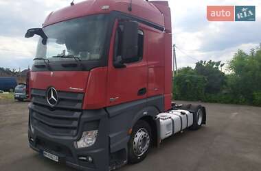 Тягач Mercedes-Benz Actros 2013 в 