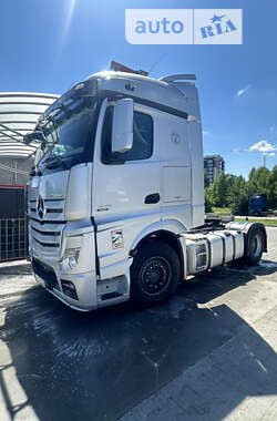 Тентованый Mercedes-Benz Actros 2012 в 
